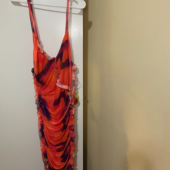 Fashion to Figure dress - Picture 3 of 3